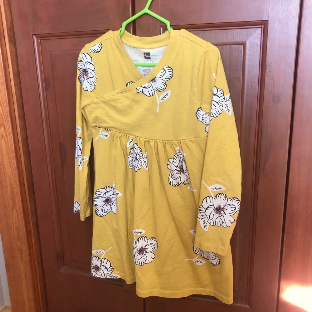 Girls yellow floral dress (or tunic).